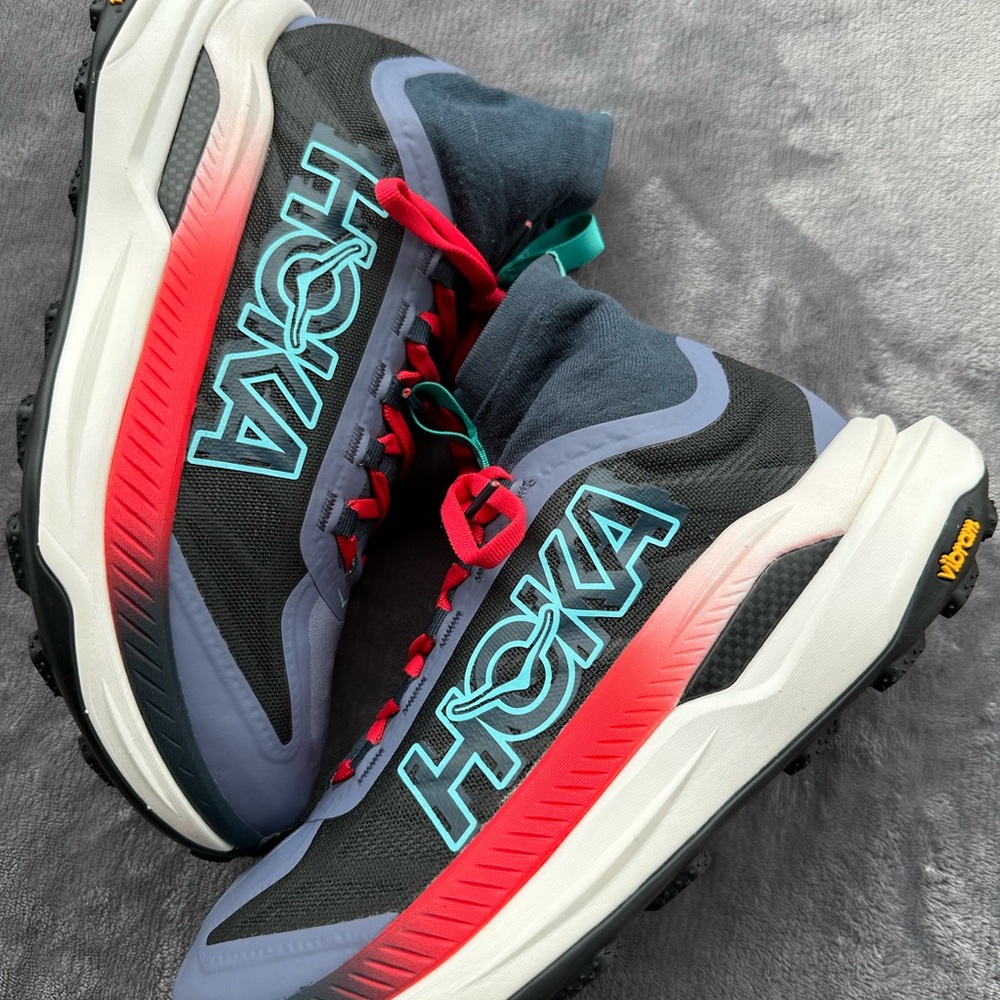 Hoka Tecton X 3